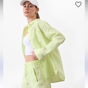 Athleta Retreat Linen Shirt 
Lime Green Women's linen Button-Up Shirt